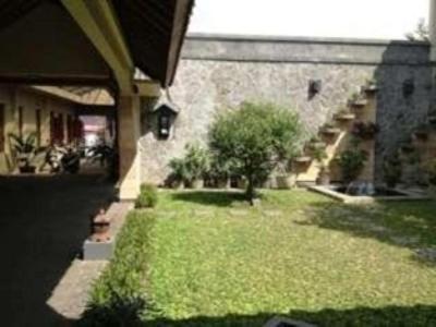 日惹 马哈拉尼宾馆酒店 外观 照片